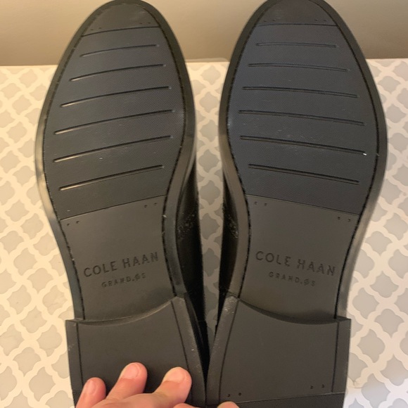 Cole Hann Henry Grand Shortwing - 10.5 - Picture 4 of 6